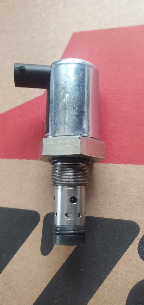 Ford 6.0 Liter Diesel Fuel Pressure Regulator New.