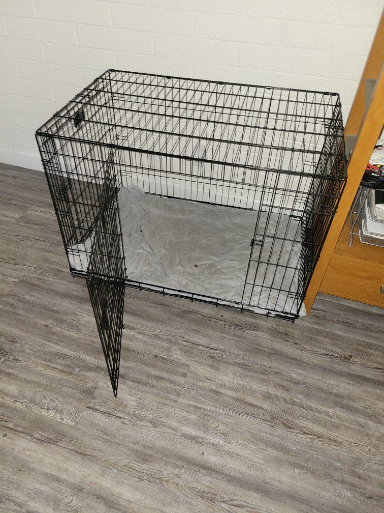 Xl Dog Crate And Food/water Bowls