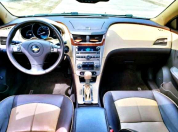 CARFAX 2011_ Chevrolet Malibu V6, 3.6L
