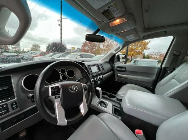 2015 Toyota Sequoia