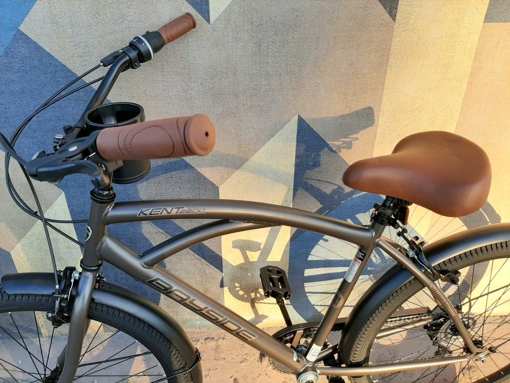 NEW! 26" Men's Cruiser Bike. 7 Speeds. Rider Height 5'2"- 5'10". PRICE IS FIRM! 🚲👩🔧🚴