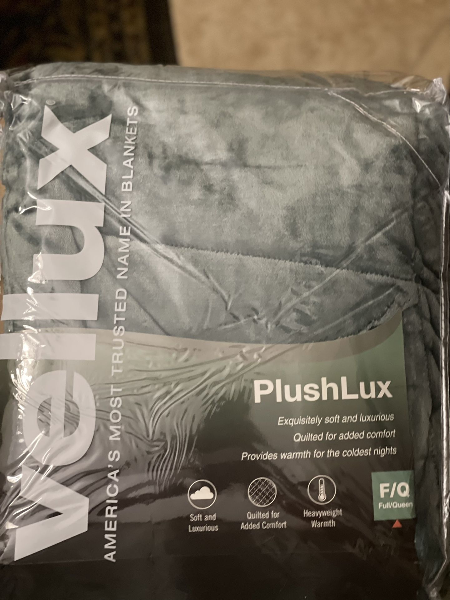 Vellux Luxury Quilted Blanket 