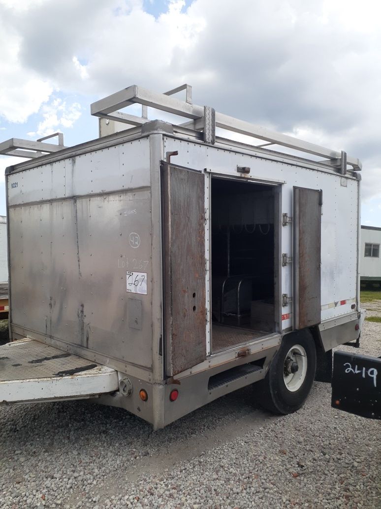 2000 utility trailers