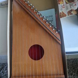 Vintage Harp 🎶🎻🎷🎹🎸📯🤩😁 Thumbnail