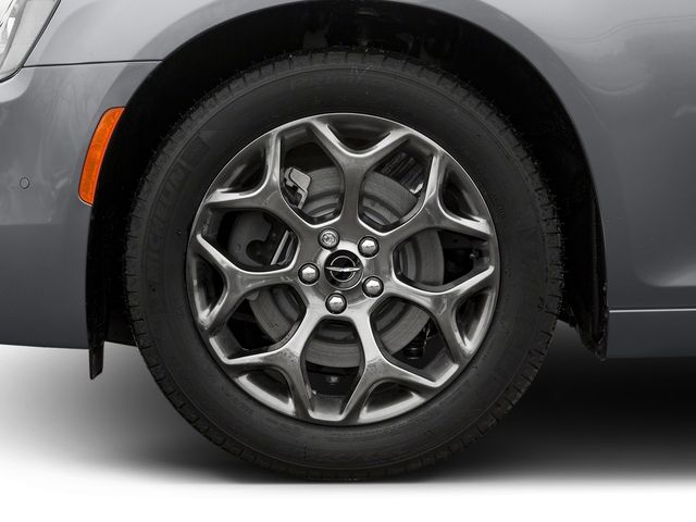 2017 Chrysler 300