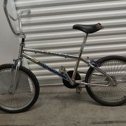 Vintage Mongoose Pro-Comp Looptail BMX Bike Bicycle Thumbnail