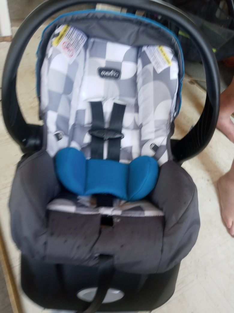 Infant/toddler Car Seat
