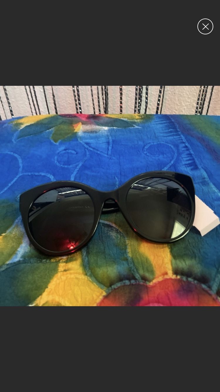 GUCCI WOMENS SUNGLASSES