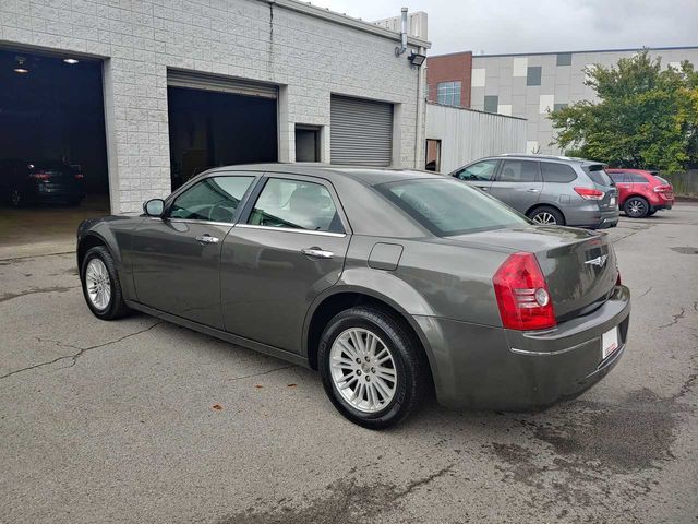 2010 Chrysler 300 Series