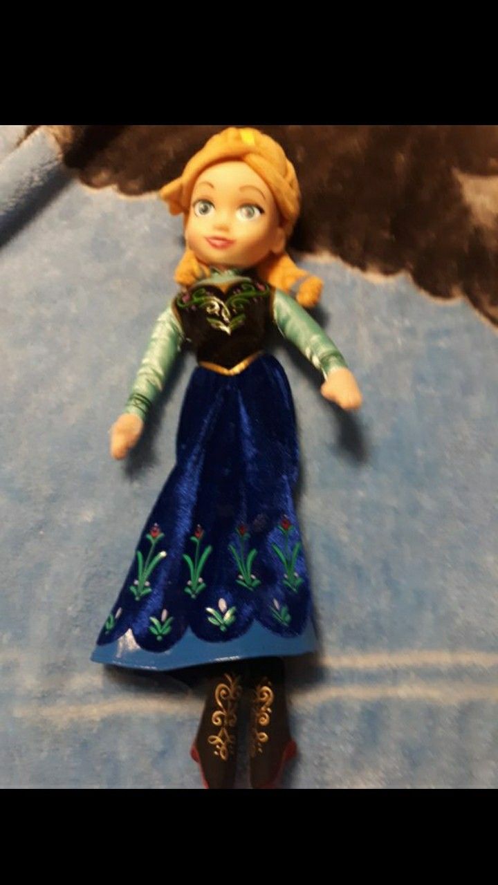 Elsa doll 16 inch