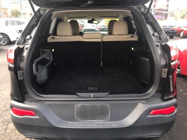 2016 Jeep Cherokee