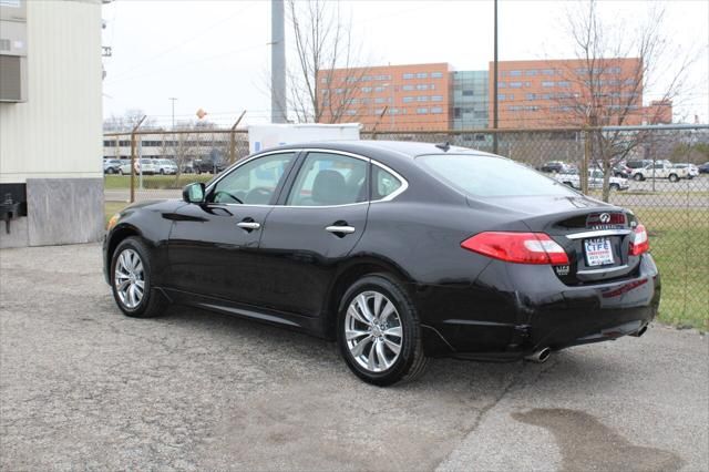 2012 INFINITI M37