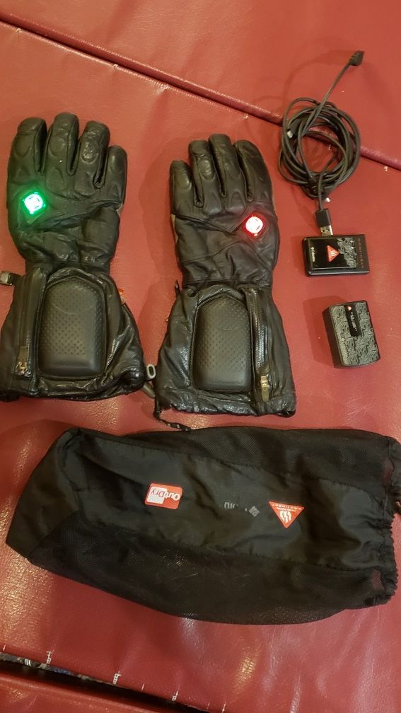 Columbia ski thermal omni-heat electric heated gloves, Mens M, unisex womens L