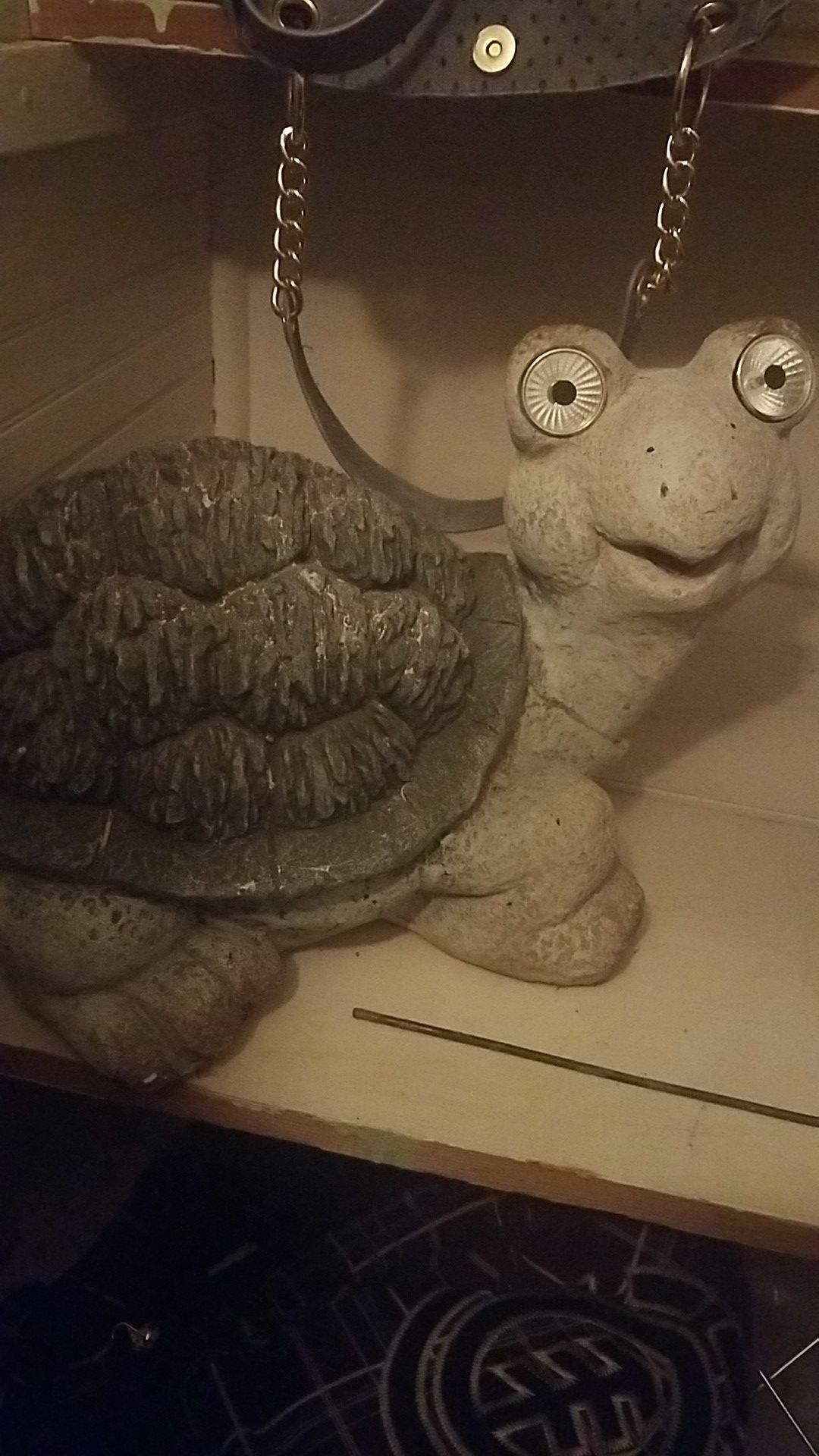 Glowing eyes turtle lawn ornament