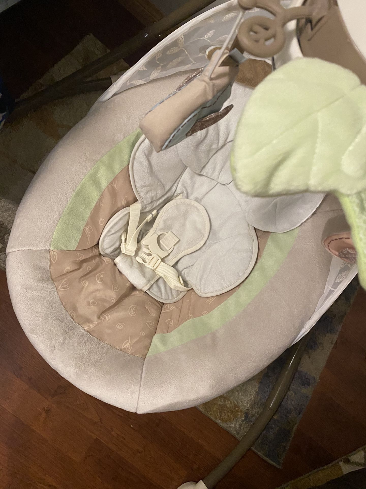 Baby swing