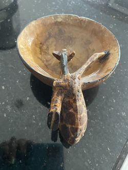 African Decor Giraffe Drinking From Wooden Bowl Made in Kenya 5” Round  Handmade in Parkland  Thumbnail
