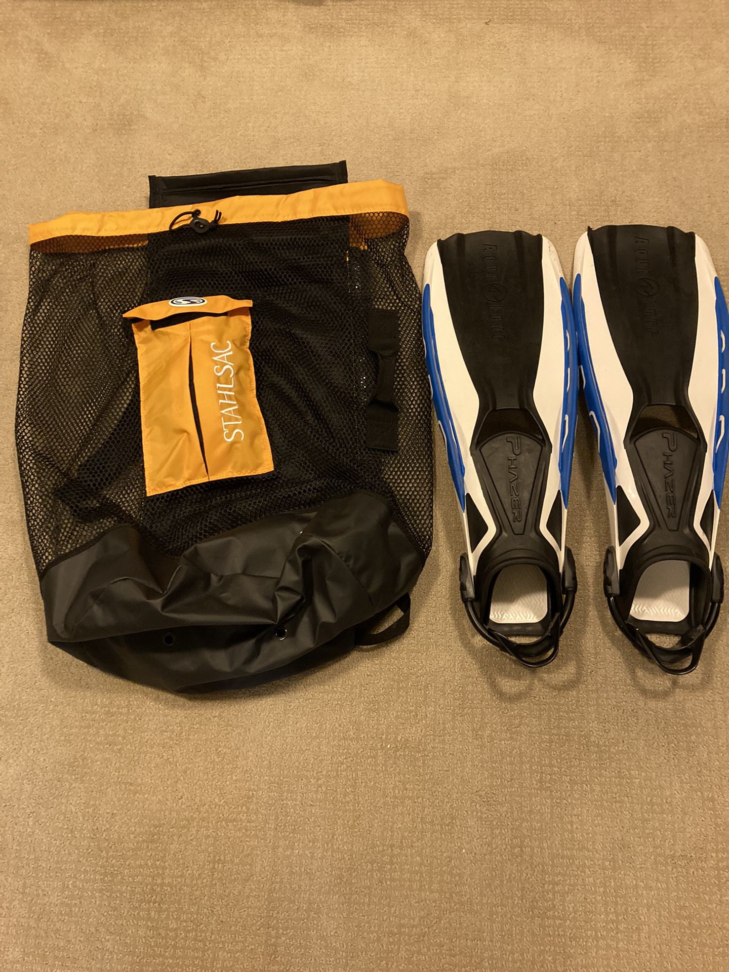 Aqua Lung Phazer Fins And  Stahlsac Bonair Mesh backpack