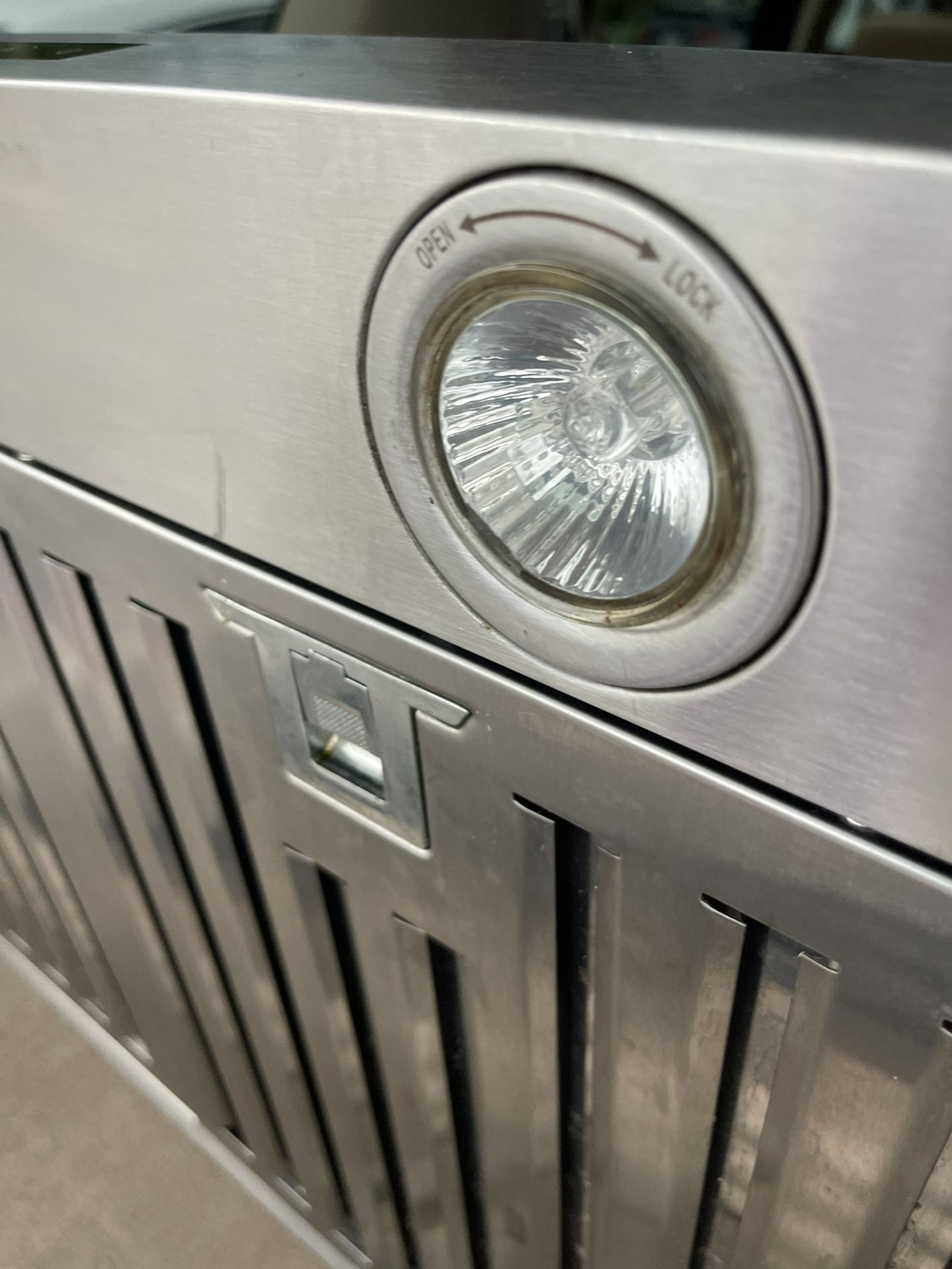 36in Cavaliere Hood Range Wall Mounted