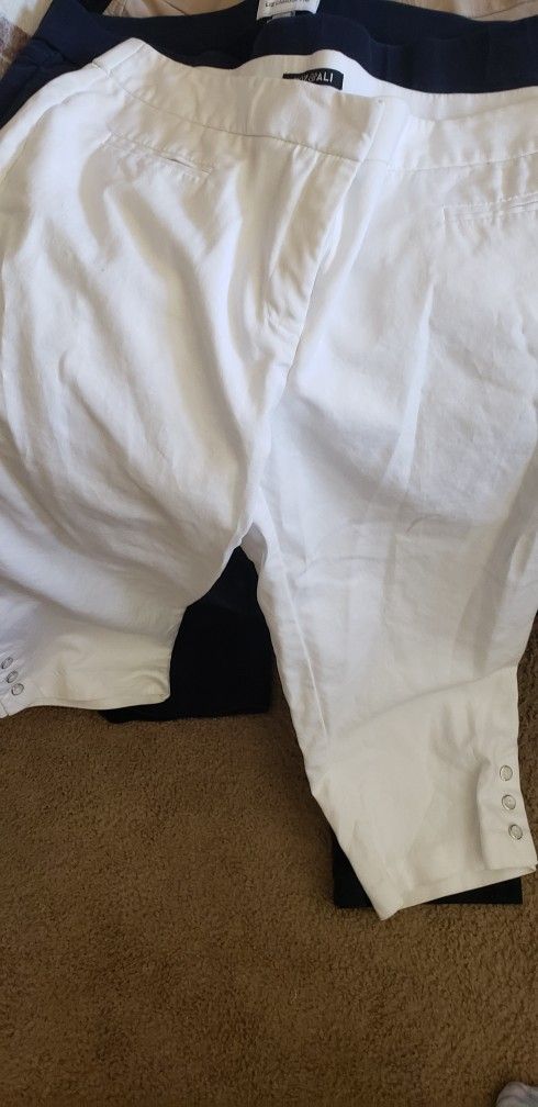 Size 16 Pants. 6 Pair. Good Shape.