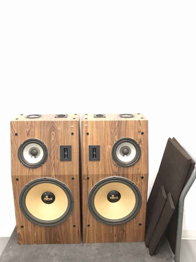 Vintage DBX Soundfield V 5-Way Speakers Pair ( R & L) for Sale in Chicago,  IL - OfferUp