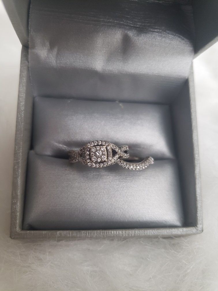 ZALES Gorgeous Wedding/Engagement Set!