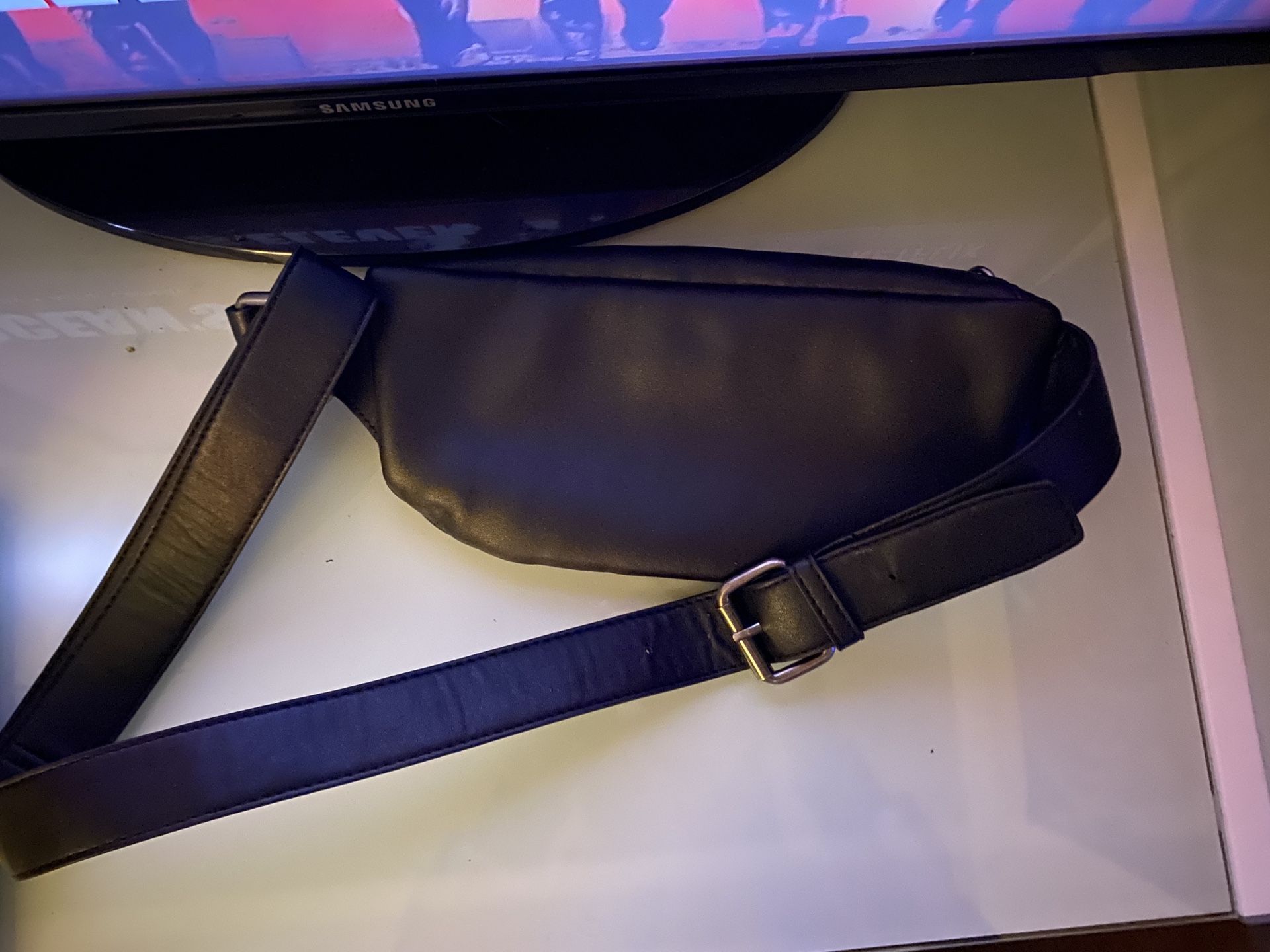 Guess Fanny Pack Waist Bag
