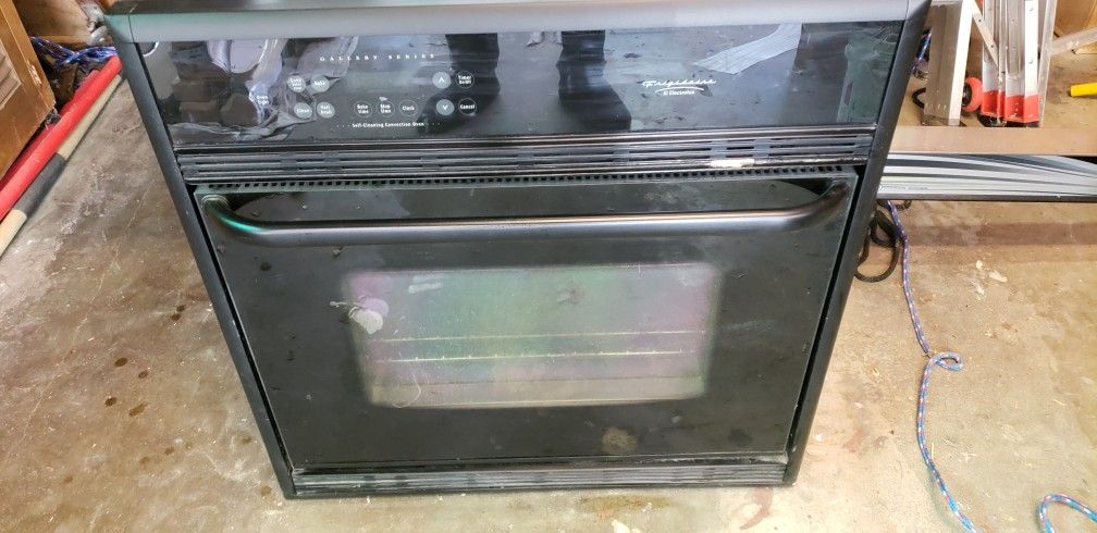 Frigidaire Electrolux Gallery Series Self Cleaning Convection Oven for ...