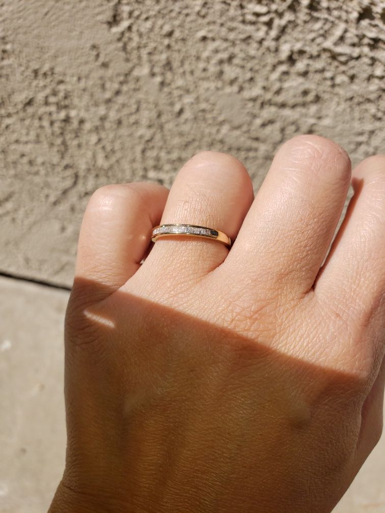 Diamond wedding band 1/4 cttw Princess cut