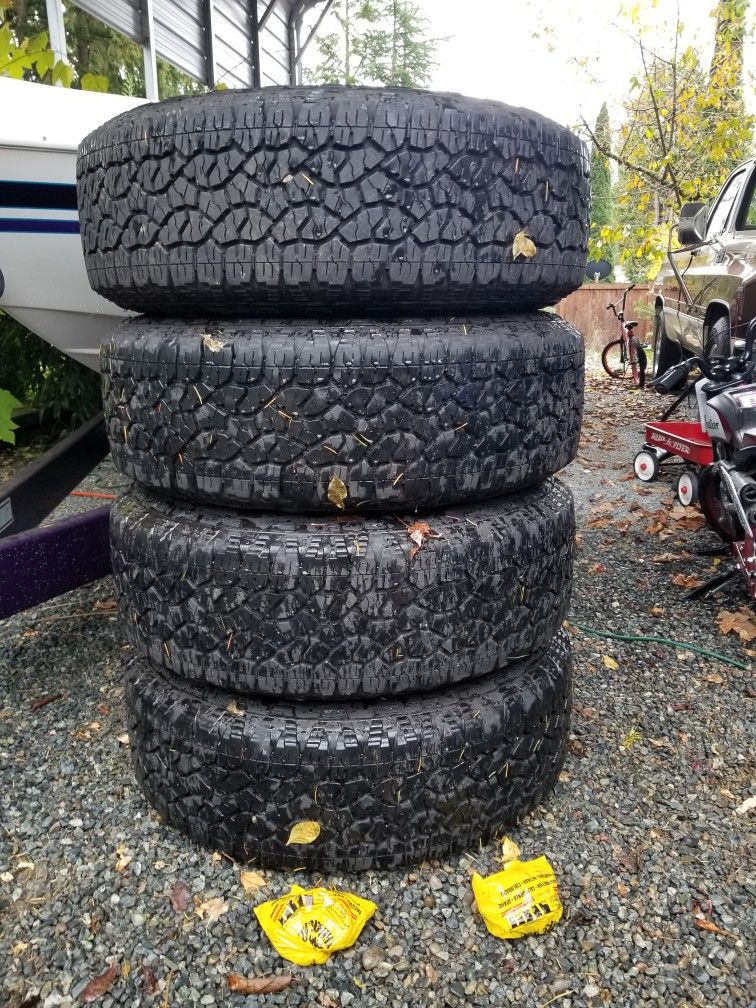 4 Wheels/tires Fit 2021 Chevy 2500