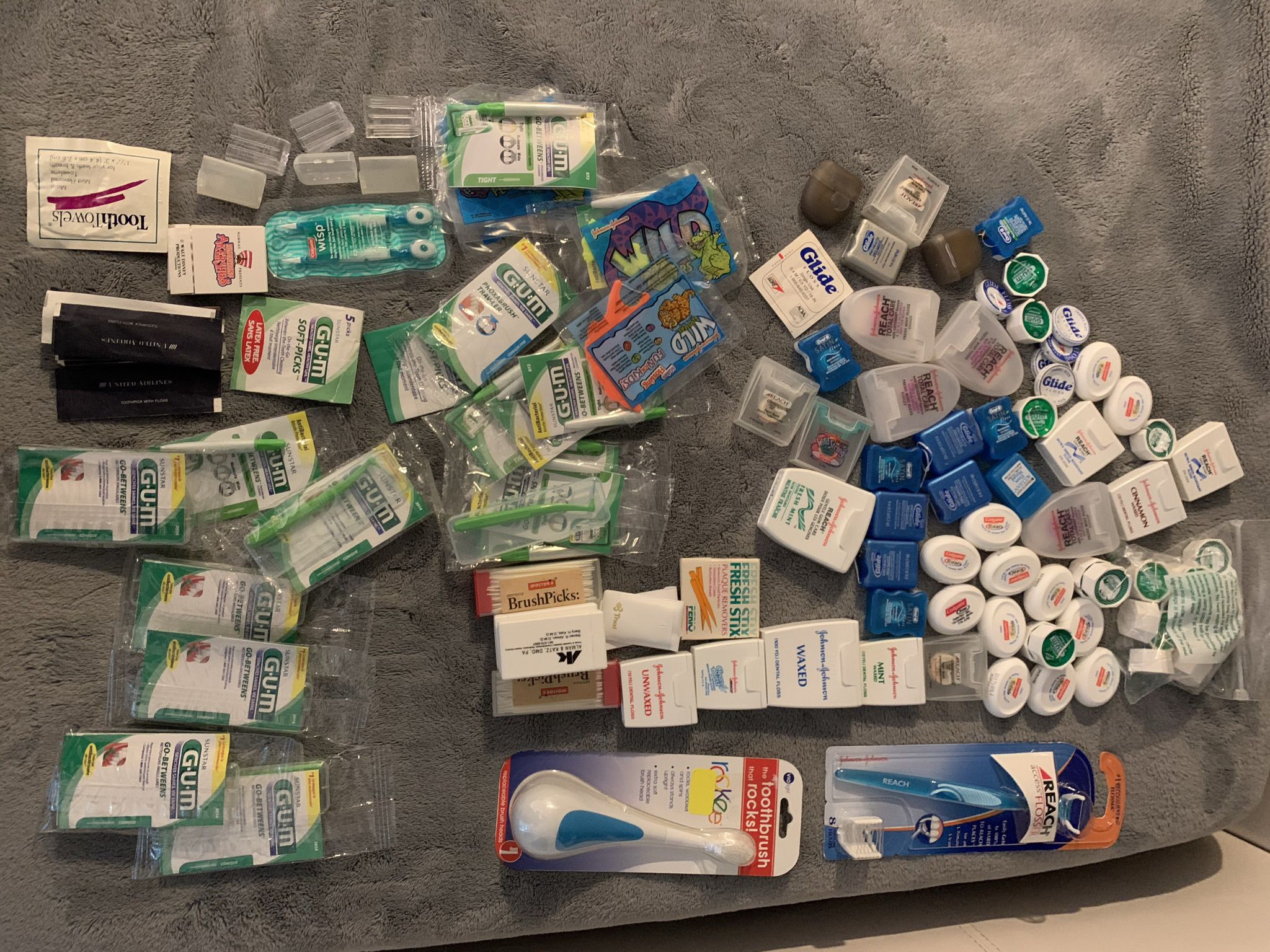 Dental Supplies (brand new toothbrushes, Dental Floss & Picks) - Pick Up From Brickell (33131)