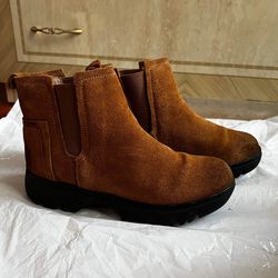 Fur-lined Chunky Suede Ankle Boots Thumbnail