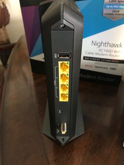NETGEAT Nighthawk AC-1900 Wi-Fi Cable Modem Router Thumbnail
