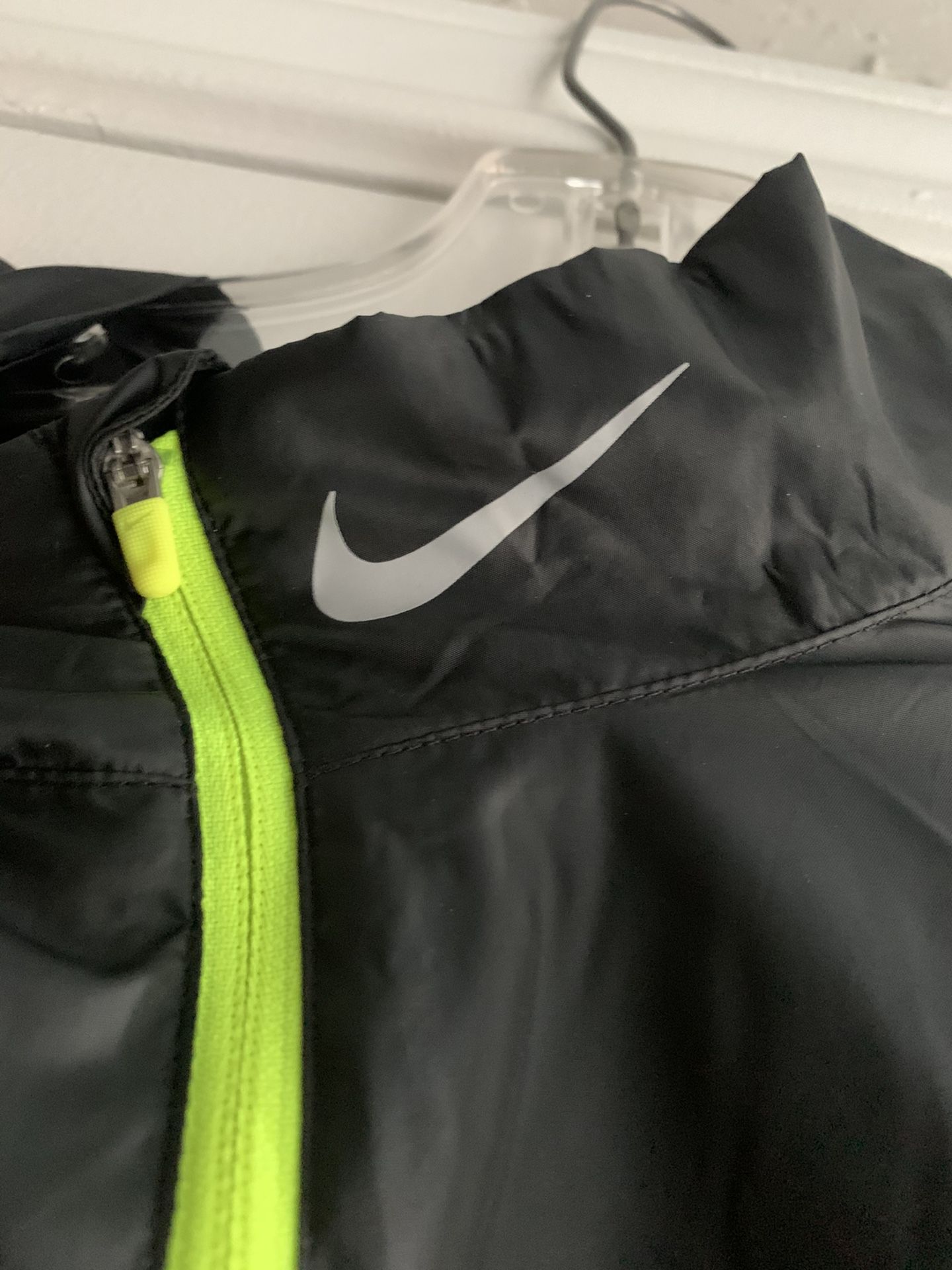 Nike short sleeve Windbreaker