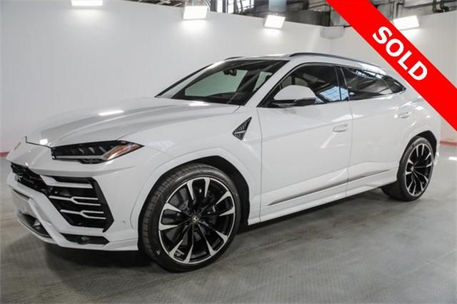 2020 Lamborghini Urus