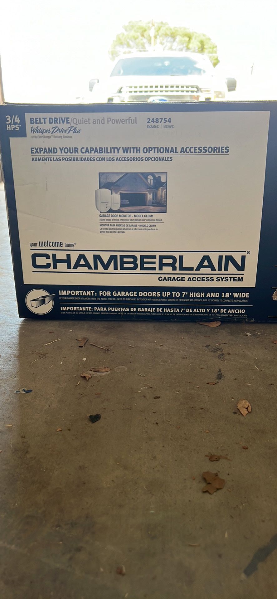 Chamberland garage Door Opener: Access System: Key Pad Access. Brand new Never Opened. Cost 290.00