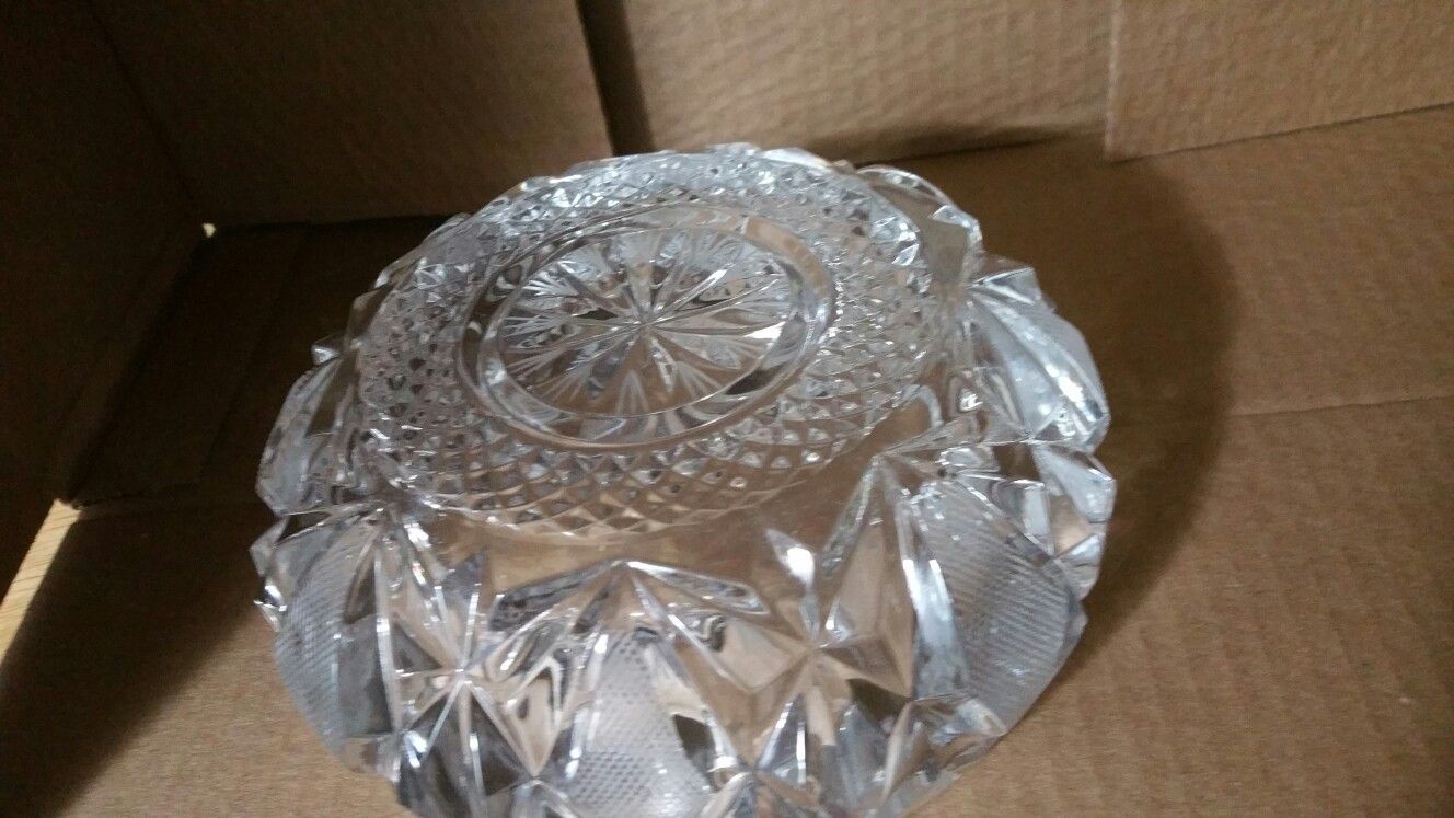 Deep crystal ashtray/candy dish