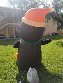 12' Christmas Penguin Inflatable  Thumbnail