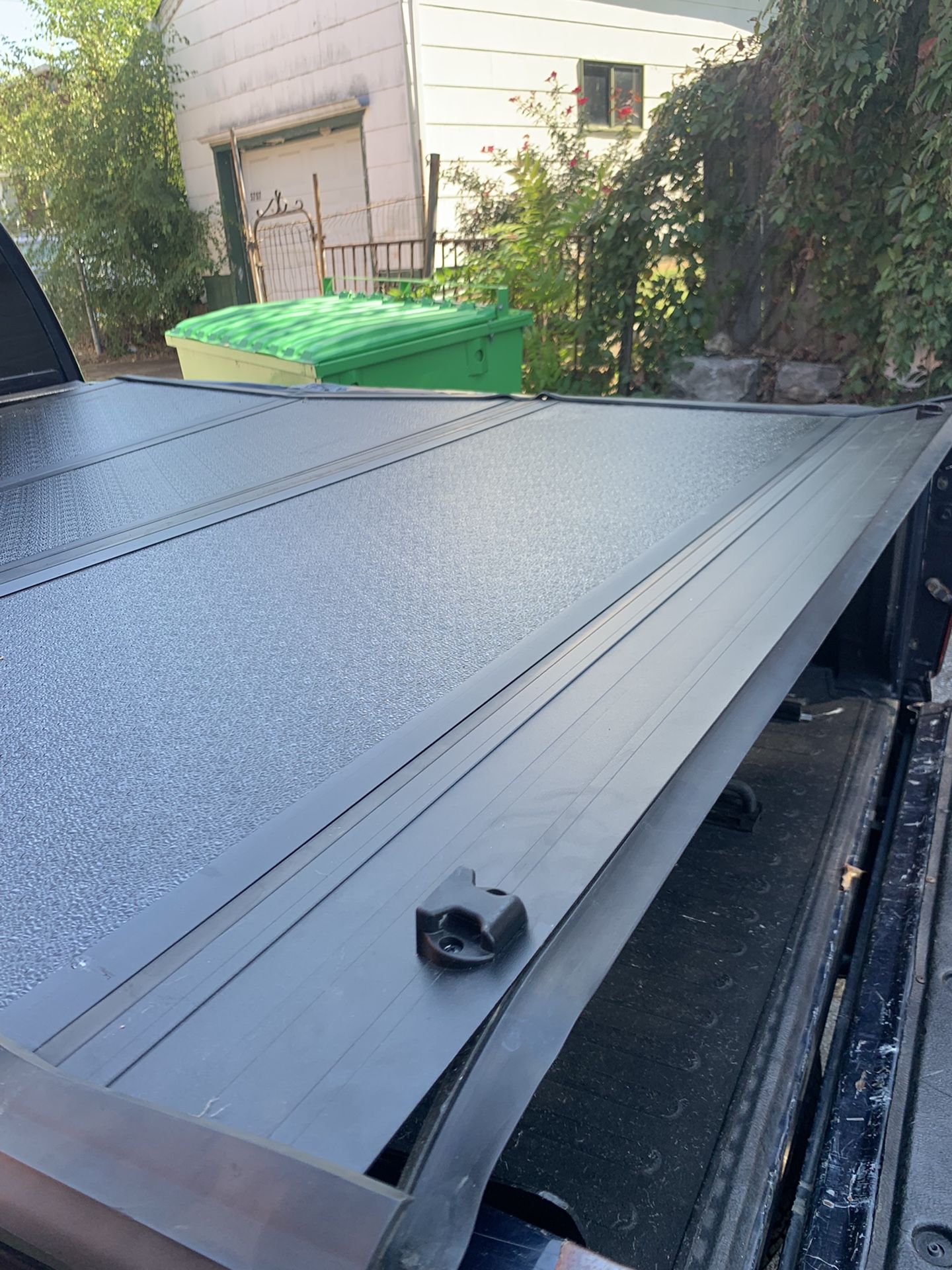 Trifecta soft tonneau cover 6ft Truck