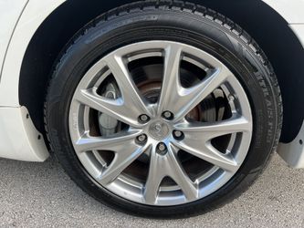 Infiniti G37s 2011