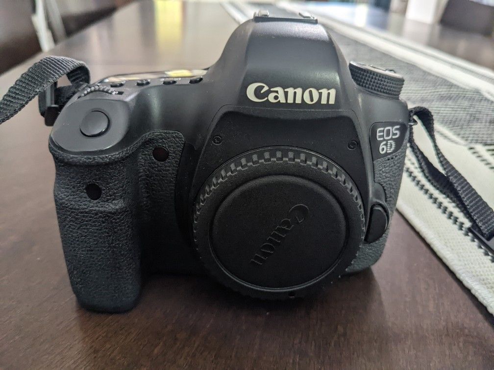 Canon EOS 6D Full Frame SLR Camera
