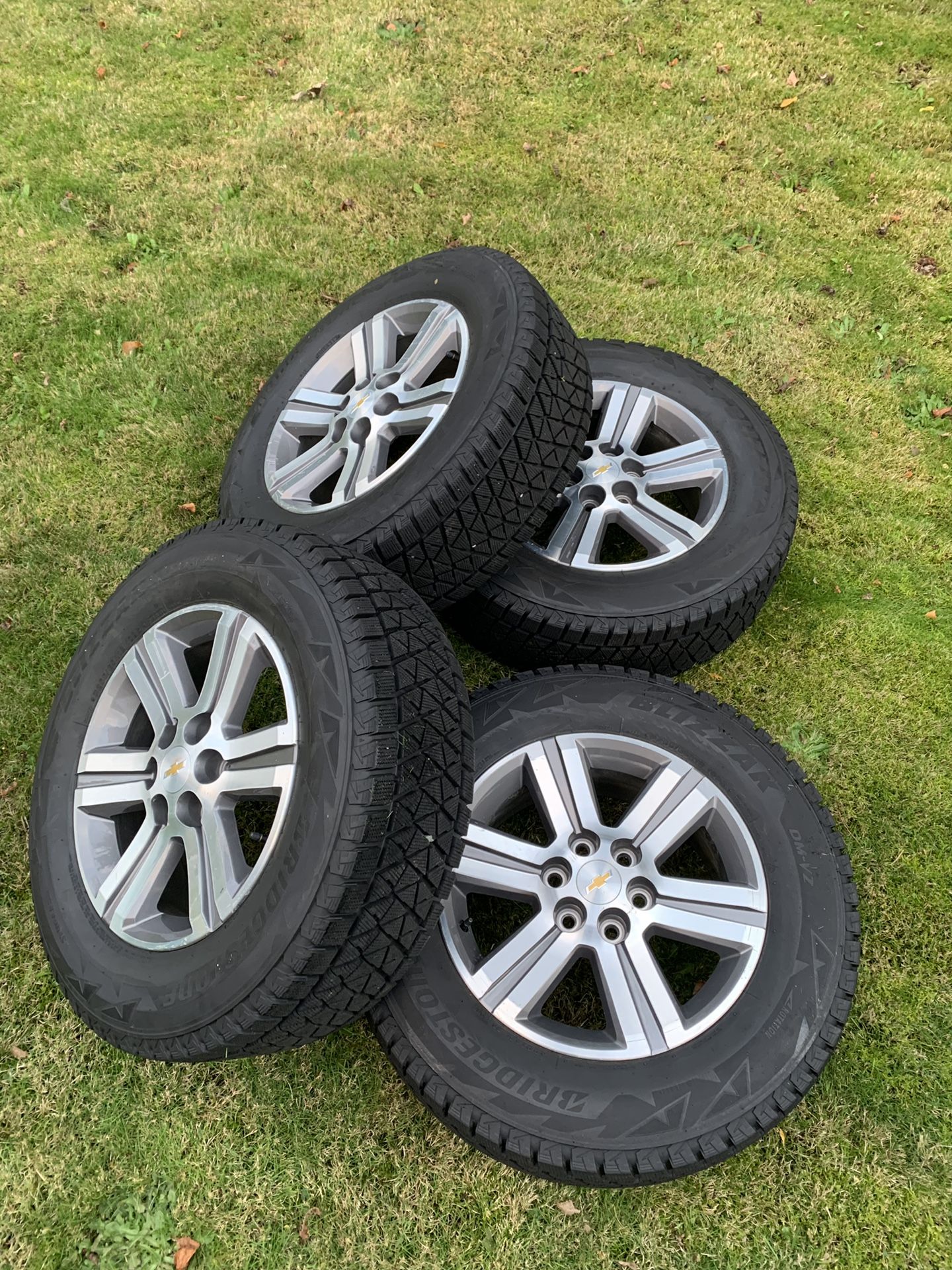 2017 Chevy traverse winter tires and wheels. for Sale in Woodway, WA
