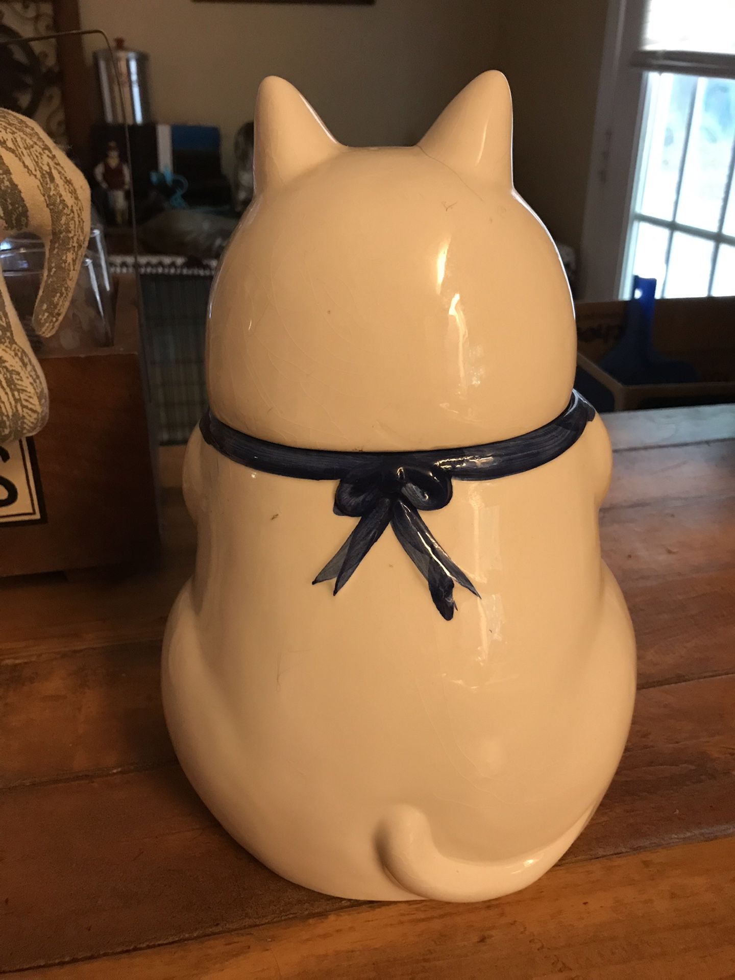 Cat cookie jar