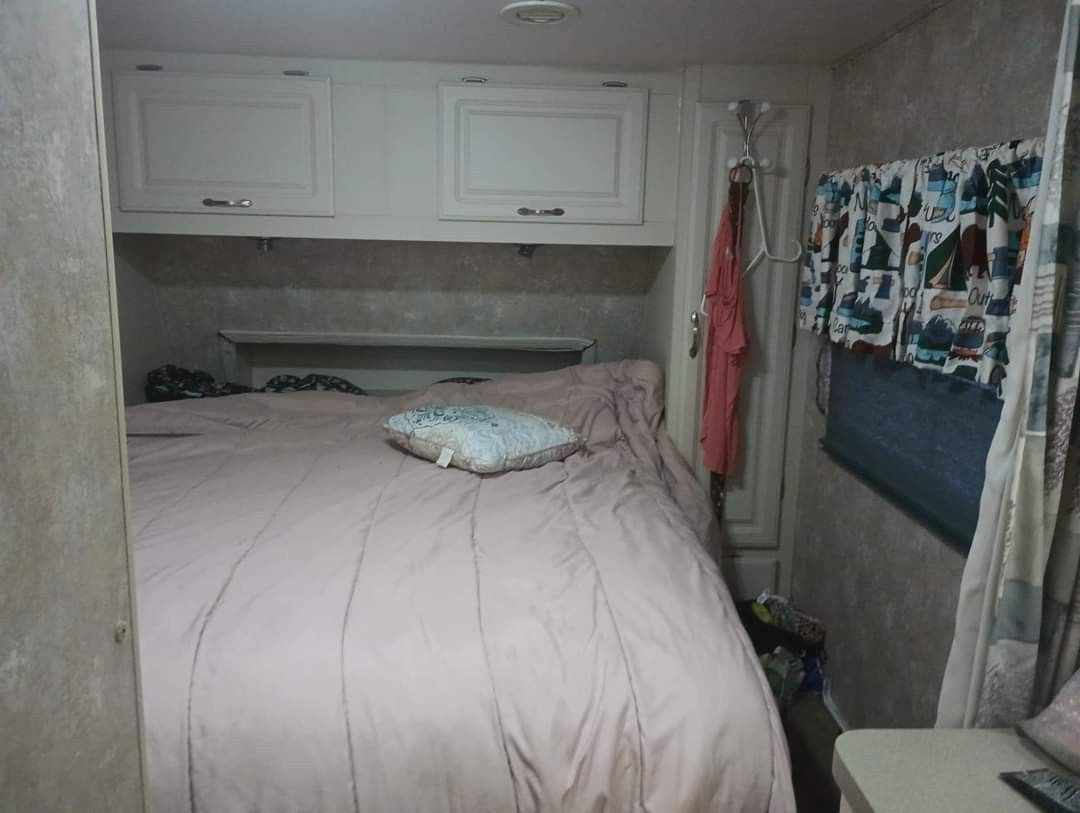 2016 Coachmen Camper On Lot