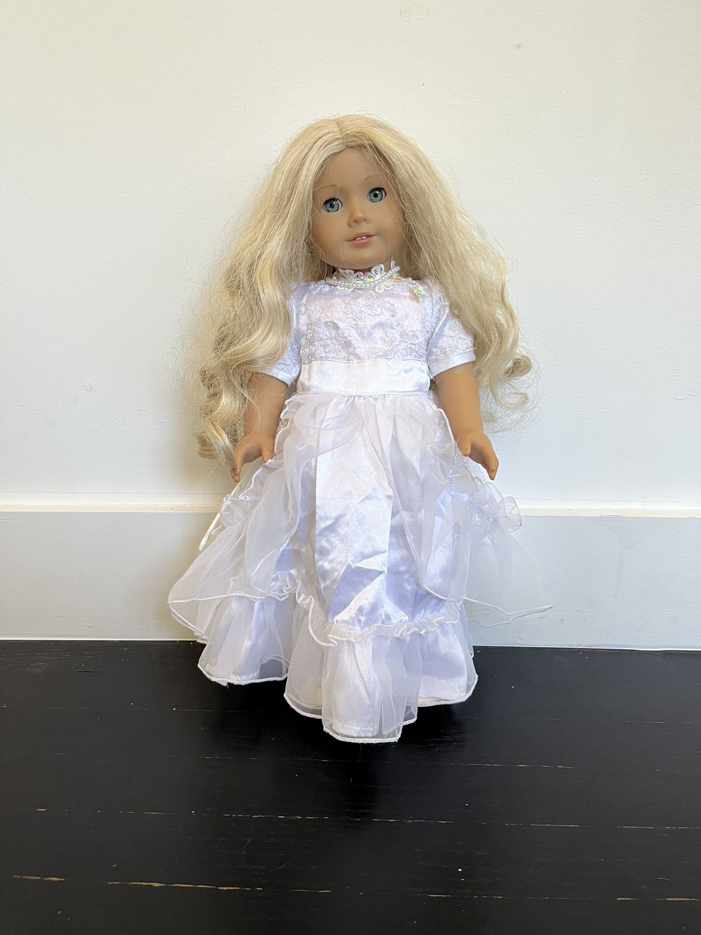 American Girl Doll: Wedding Outfit