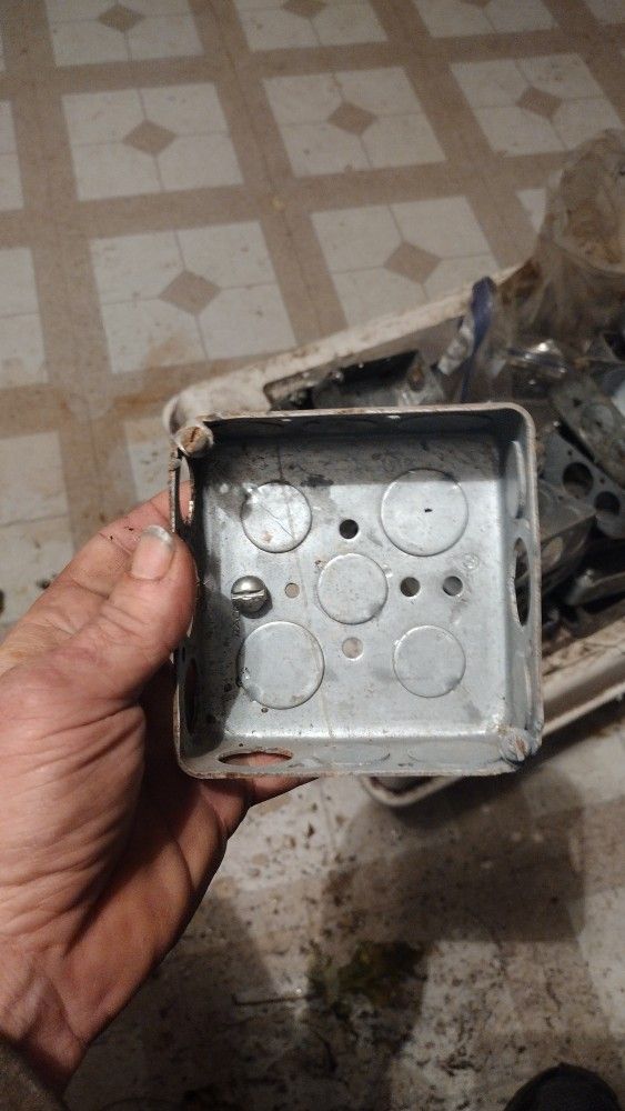 Commercial Elec Supplies Half And Three Quarter In .