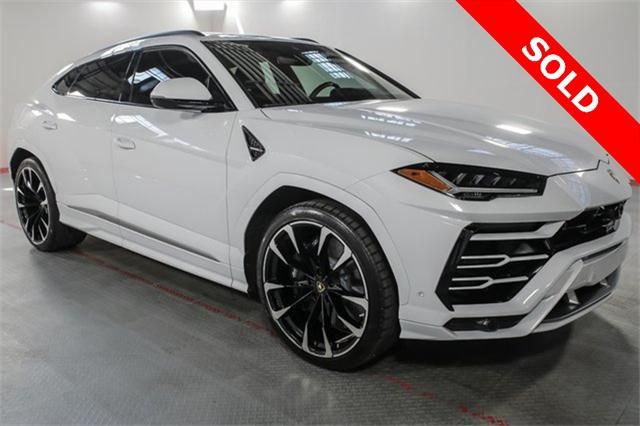 2020 Lamborghini Urus