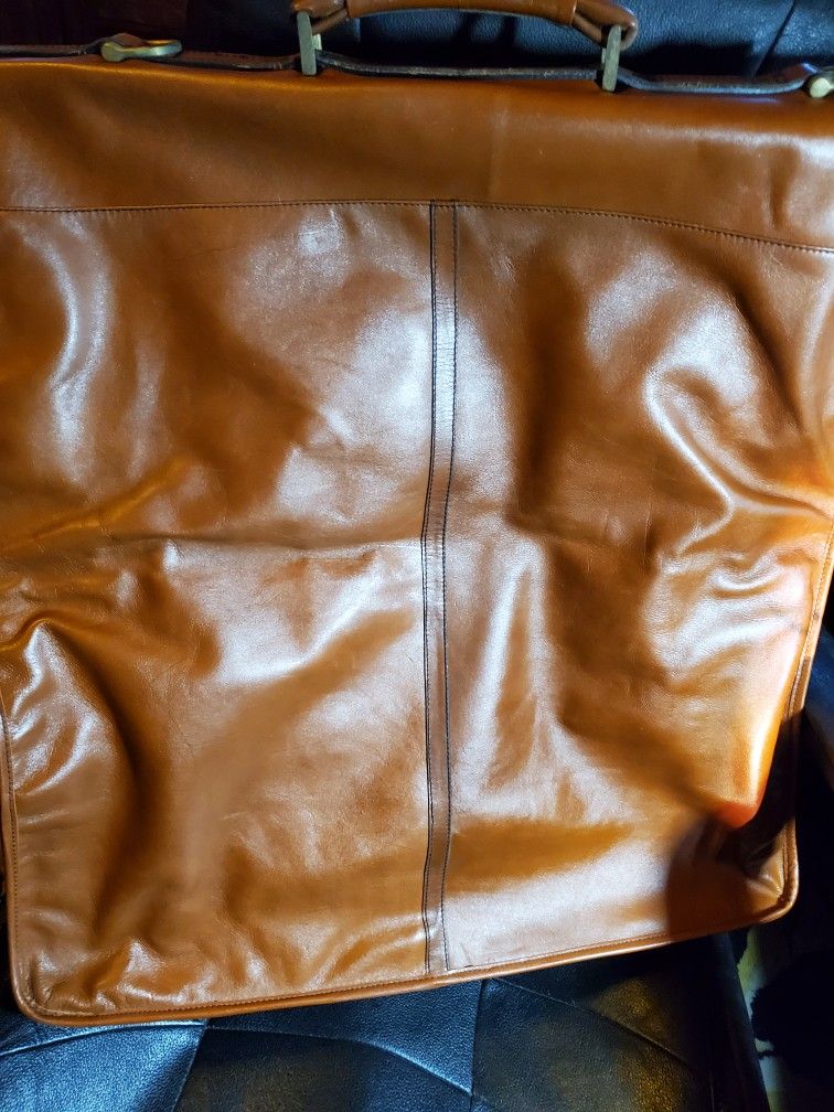 Vintage 1970s Tumi Leather Garment Bag