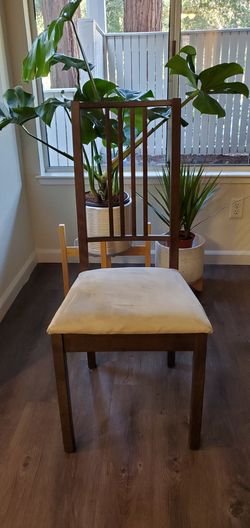 2x Wood Chairs