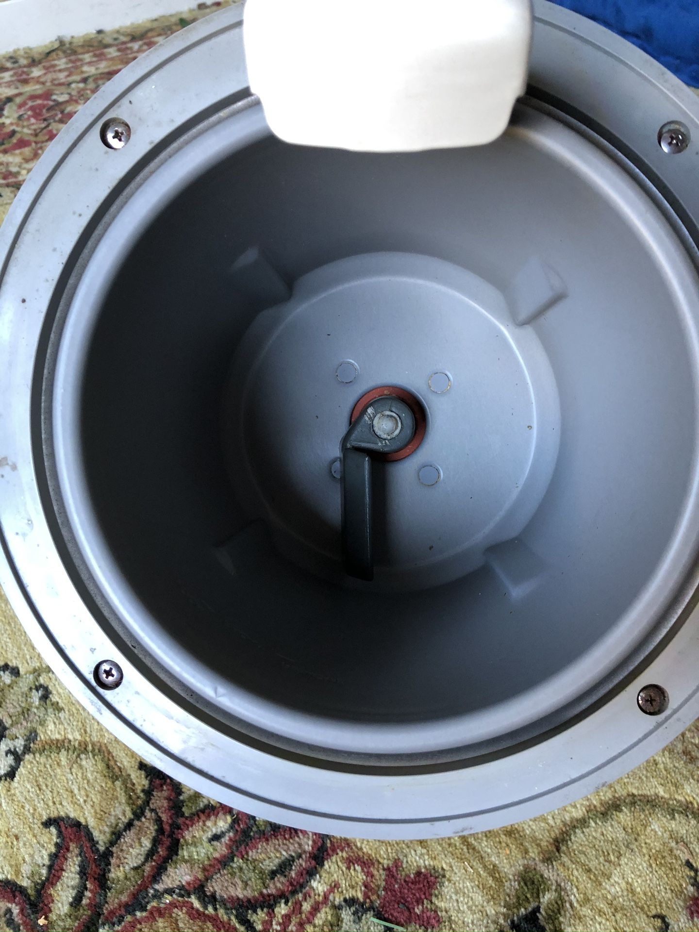 Bread maker machine