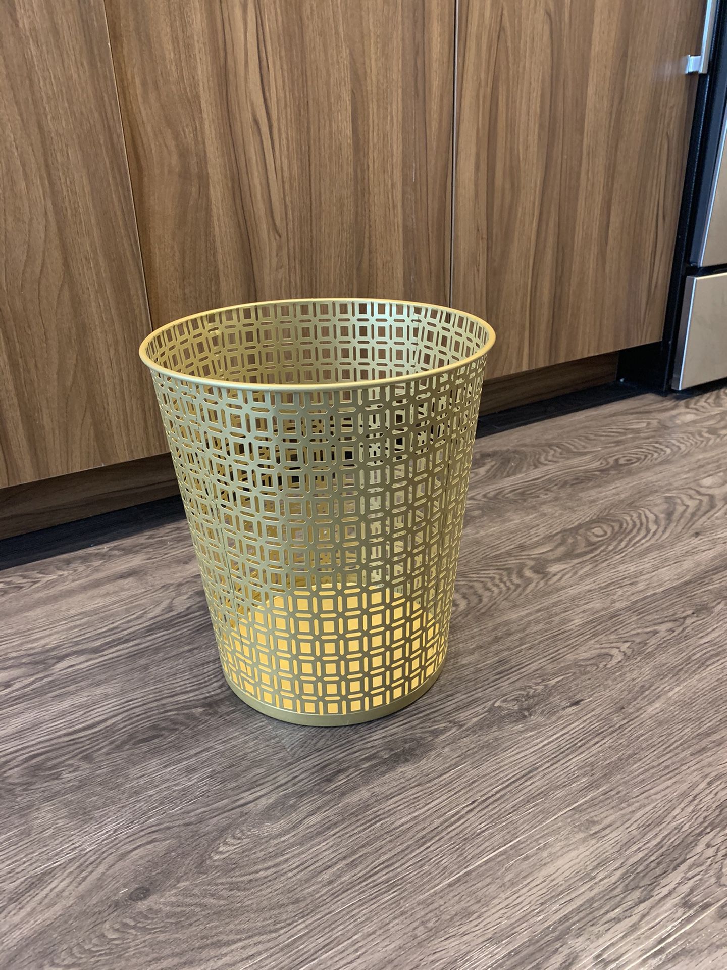 Gold / Brass Decorative Metal Trash Bin